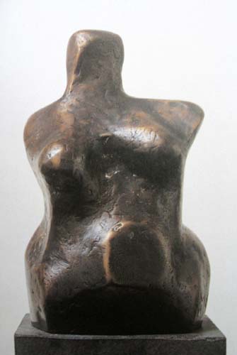 Kleiner Torso E 1972 Bronze H 27 cm