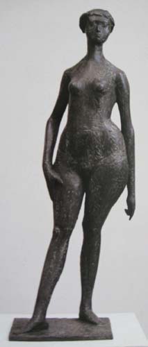 Stehende 1958 Bronze H 102 cm